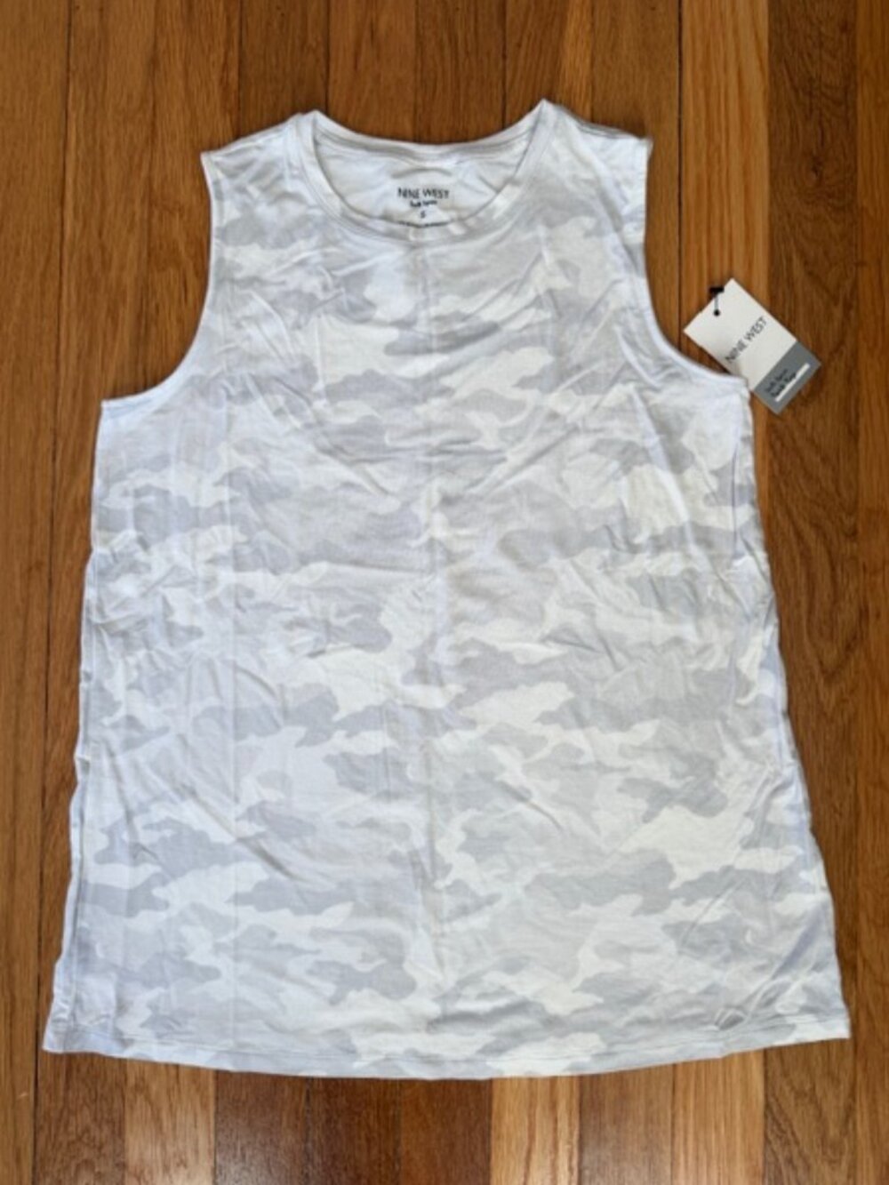NWT Nine West Soft Spun Camo Tank Top – Women’s Size Small (Gray/White)